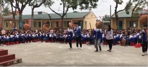 đạp niêu.png