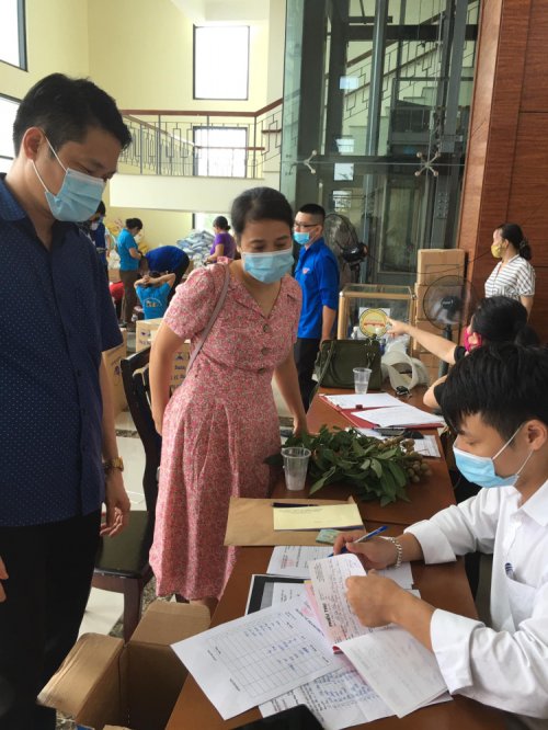 quy&ecirc;n g&oacute;p 2.png