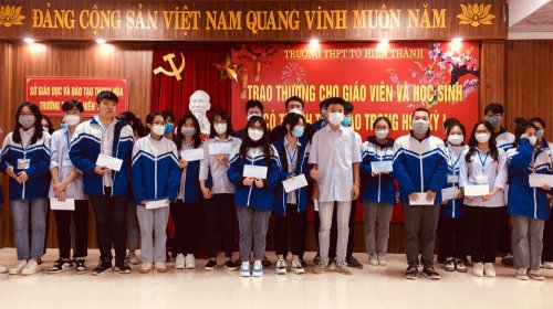giữa kì.png